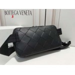 2025年早春新品入荷 Bottega Veneta  バッグの男性 3工場