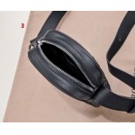 2025年早春新品入荷 Bottega Veneta   バッグの男性 3工場