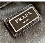2025年早春新品入荷  PRADA  バッグの男性 3工場