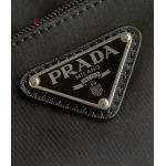 2025年早春新品入荷  PRADA  バッグの男性 3工場