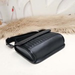 2025年早春新品入荷Bottega Veneta  バッグの男性 3工場