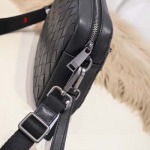 2025年早春新品入荷 Bottega Veneta   バッグの男性 3工場
