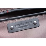 2025年早春新品入荷 Bottega Veneta   バッグの男性 3工場
