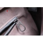 2025年早春新品入荷 Bottega Veneta   バッグの男性 3工場