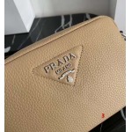 2025年早春新品入荷PRADA   バッグ 3工場