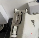 2025年早春新品入荷PRADA   バッグ 3工場