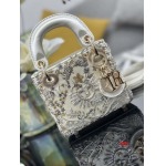 2025年早春高品質新品入荷 ディオール バッグ xiu工場