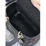 2025年早春原版復刻 新品入荷ディオール  バッグ xiu工場