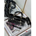 2025年早春原版復刻 新品入荷ディオール  バッグ xiu工場