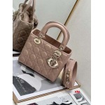 2025年早春原版復刻 新品入荷ディオール  バッグ xiu工場