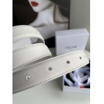 2025年早春新品入荷CELINE 女性 本革 ベルト ZJ工場