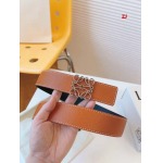 2025年早春新品入荷 LOEWE  本革 ベルト ZJ工場