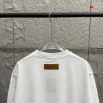 2025年1月8日春夏人気新品入荷ルイヴィトン 半袖 Tシャツ FF工場
