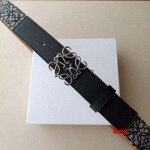 2025年早春新品入荷 LOEWE 本革 ベルト LANG工場