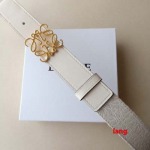 2025年早春新品入荷 LOEWE 本革 ベルト LANG工場