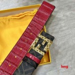 2025年早春新品入荷 FENDI 本革 ベルト LANG工場