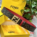 2025年早春新品入荷 FENDI 本革 ベルト LANG工場