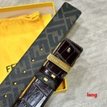 2025年早春新品入荷 FENDI 本革 ベルト LANG工場