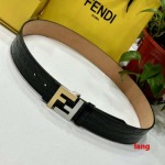 2025年早春新品入荷 FENDI 本革 ベルト LANG工場