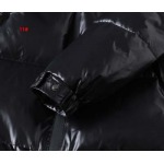2025年1月21日早春新品入荷 PRADA 綿入れの服ジャケットアウター 118工場