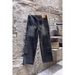 2025年1月21日早春高品質新品入荷 ルイヴィトンジーンズ  118工場