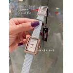 2025年新品シャネル 高品質 石英電池式 腕時計