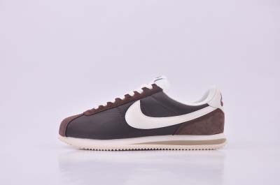 2025年1月27日新品入荷Nike Classic Cor...