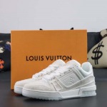 2025年1月30日新品入荷 Louis Vuitton Trainer   AM スニーカー/ランニングシューズ/カジュアルシューズ
