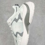 2025年1月30日新品入荷B MLB New York YaNiKeees Curve Runner スニーカー/ランニングシューズ/カジュアルシューズ