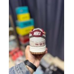 2025年1月30日新品入荷C Nike SB DuNiKe Low    スニーカー/ランニングシューズ/カジュアルシューズ