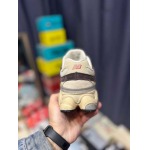 2025年1月30日新品入荷New Balance NB9060  U9060FL スニーカー/ランニングシューズ/カジュアルシューズ