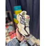 2025年1月30日新品入荷New Balance NB9060  U9060FL スニーカー/ランニングシューズ/カジュアルシューズ