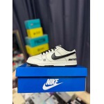 2025年1月30日新品入荷C NiKe SB DuNiKe Low x Undefeated  スニーカー/ランニングシューズ/カジュアルシューズ