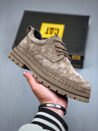 2025年1月30日新品入荷 CAT     スニーカー/ラ...