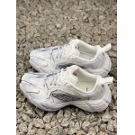 2025年1月30日新品入荷BALENCIAGA Sneakers  スニーカー/ランニングシューズ/カジュアルシューズ