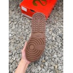 2025年1月30日新品入荷Travis Scott x Nike Air Jordan 1 Low  Air Jordan 1 Low スニーカー/ランニングシューズ/カジュアルシューズ