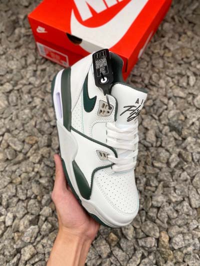 2025年1月30日新品入荷NiKe Air Flight ...
