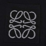 LOEWE -23ssシーズン製品モーデルAnagramポケットニットセーターネジ襟
