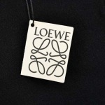 LOEWE -23ssシーズン製品モーデルAnagramポケットニットセーターネジ襟