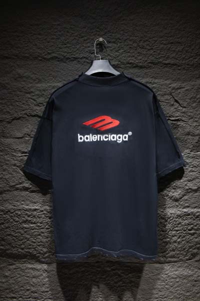 バレンシアガの新作半袖Tシャツ2025年2月13日発売 HS工場