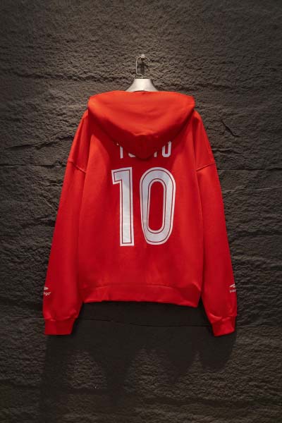 2025年2月13日新品Balenciagaファスナー付きフード付きパーカー HS工場