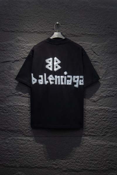 バレンシアガの新作半袖Tシャツ2025年2月13日発売 HS工場