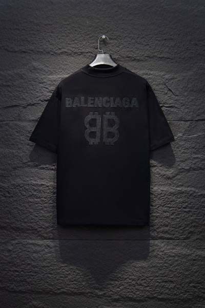 バレンシアガの新作半袖Tシャツ2025年2月13日発売 HS工場