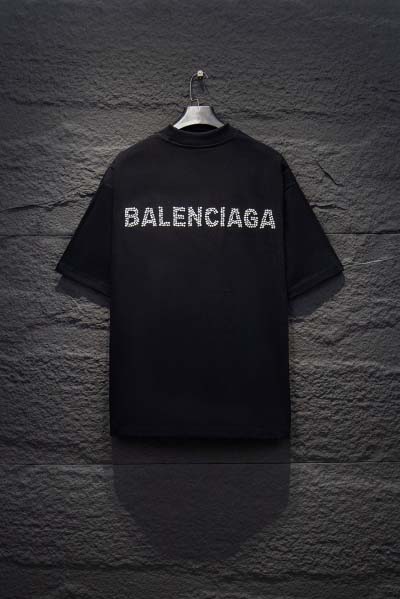 バレンシアガの新作半袖Tシャツ2025年2月13日発売 HS工場