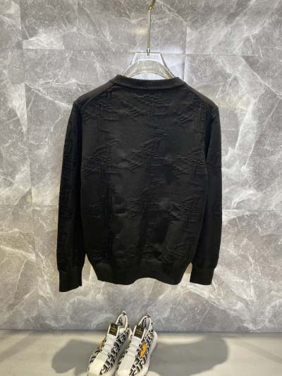 プラダ セーター2025年2月15日発売  dtai 工場