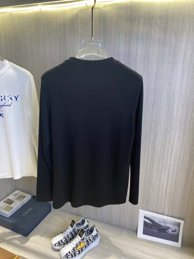 BURBERRYTシャツ2025年2月15日発売  dtai 工場