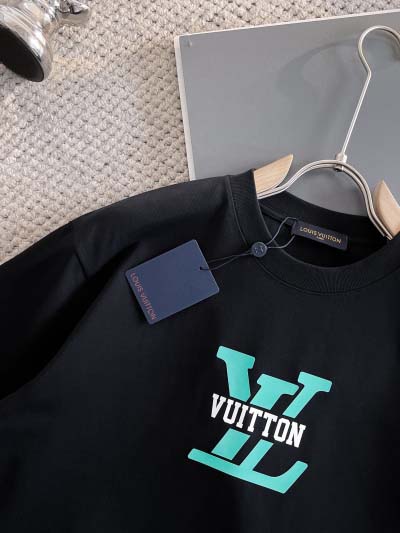 2025年2月16日高品質新品Louis Vuitton半袖Tシャツ  dtai 工場