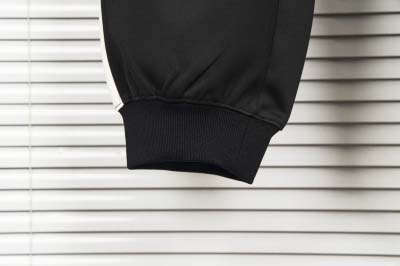 2025年2月23日新品MONCLERスウェットパンツ   yaofa工場