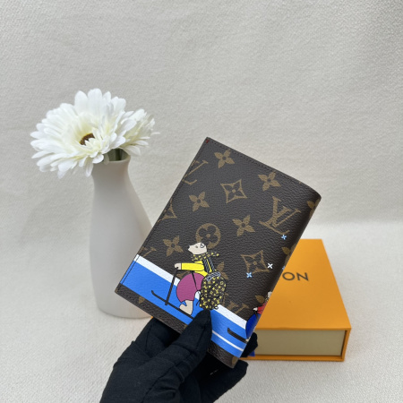 2025年2月24日早春新品M64502 ルイヴィトン パスポートケース zy工場