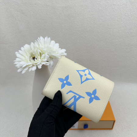 2025年2月24日早春新品M41938 Victorine   ルイヴィトン三つ折りの短財布 zy工場
